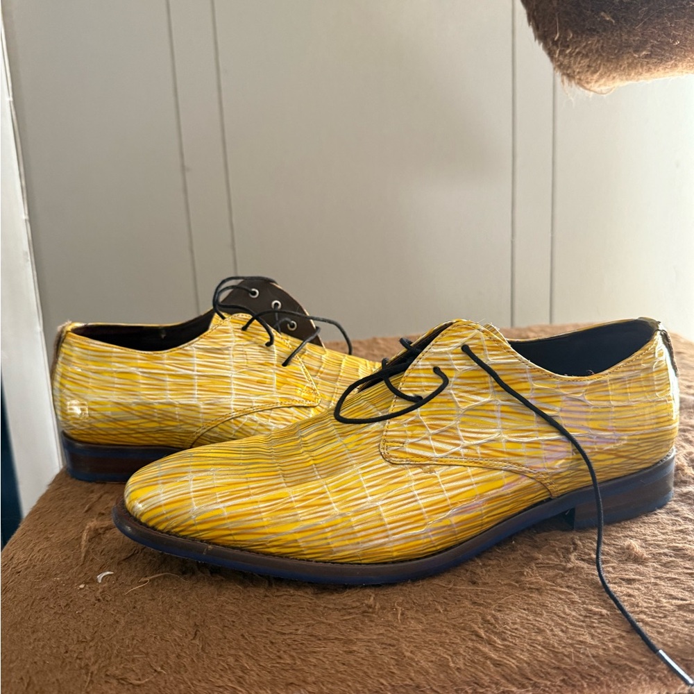 Floris Van Bommel yellow Men's Dress Shoes